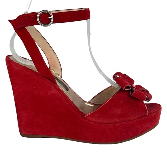 MARC JACOBS PEEP TOE FLOWER EMBELLISHED SUEDE WEDGE SANDAL HEELS - Picture 2 of 14